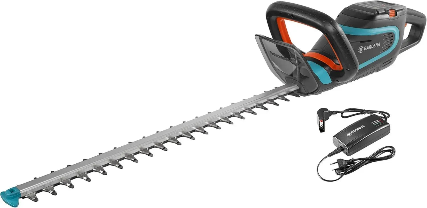 Gardena Akku-Heckenschere Set Li-40/60: 60 cm Klinge, ergonomischer Griff, Schutzfunktion, inkl. Li-Ion Akku und Ladegerät
